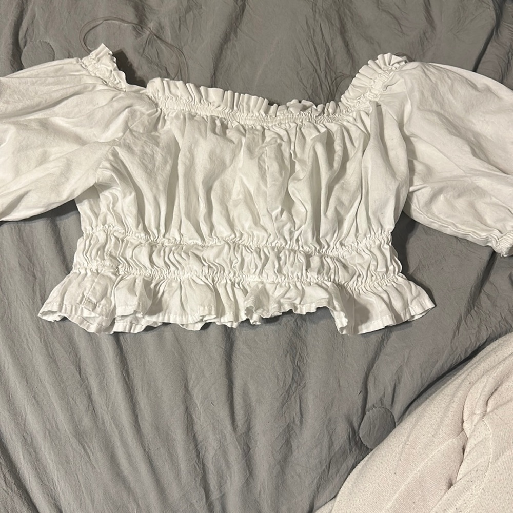 White crop top